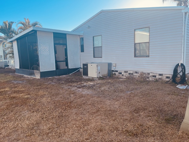 100 Hampton Rd, Lot 153, Clearwater, Florida 33759, 2 Bedrooms Bedrooms, ,2 BathroomsBathrooms,55-Plus Mobile Home,For Sale,Hampton Rd, Lot 153,4519