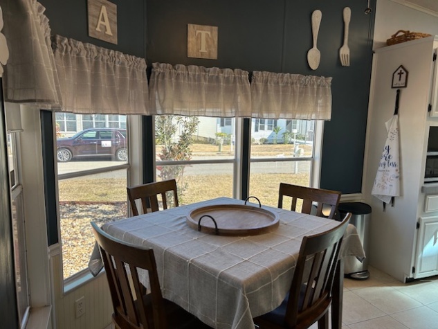 7027 Date Palm Ln, Ellenton, Florida 34222, 2 Bedrooms Bedrooms, ,2 BathroomsBathrooms,55-Plus Mobile Home,For Sale,Date Palm Ln,4521