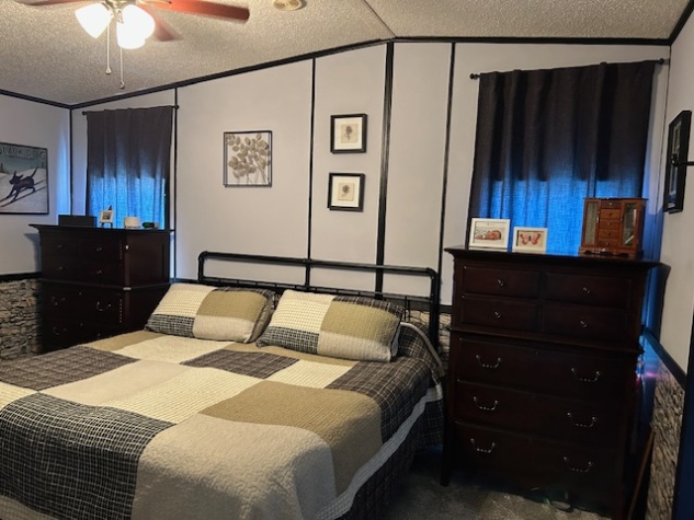 7027 Date Palm Ln, Ellenton, Florida 34222, 2 Bedrooms Bedrooms, ,2 BathroomsBathrooms,55-Plus Mobile Home,For Sale,Date Palm Ln,4521