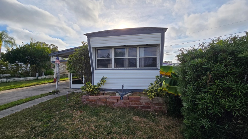 3565 58th Ave N, Lot 141, St Petersburg, Florida 33714, 1 Bedroom Bedrooms, ,1 BathroomBathrooms,55-Plus Mobile Home,For Sale,58th Ave N, Lot 141,4525