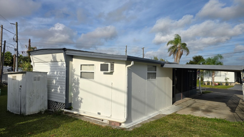 3565 58th Ave N, Lot 141, St Petersburg, Florida 33714, 1 Bedroom Bedrooms, ,1 BathroomBathrooms,55-Plus Mobile Home,For Sale,58th Ave N, Lot 141,4525