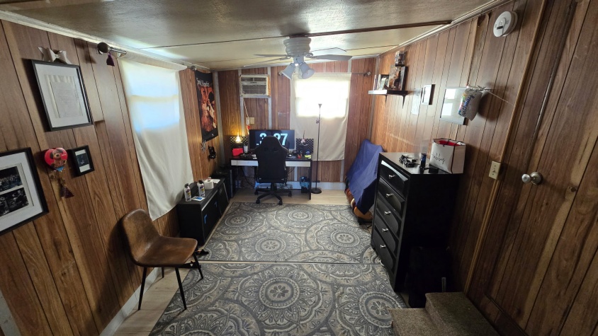 3565 58th Ave N, Lot 141, St Petersburg, Florida 33714, 1 Bedroom Bedrooms, ,1 BathroomBathrooms,55-Plus Mobile Home,For Sale,58th Ave N, Lot 141,4525