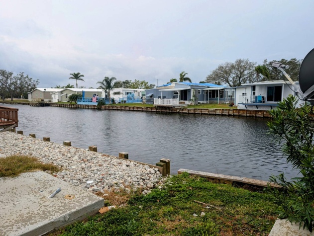 3748 Hula Circle, Ruskin, Florida 33570, 2 Bedrooms Bedrooms, ,1 BathroomBathrooms,All - Age Mobile Home,For Sale,Hula Circle,4532