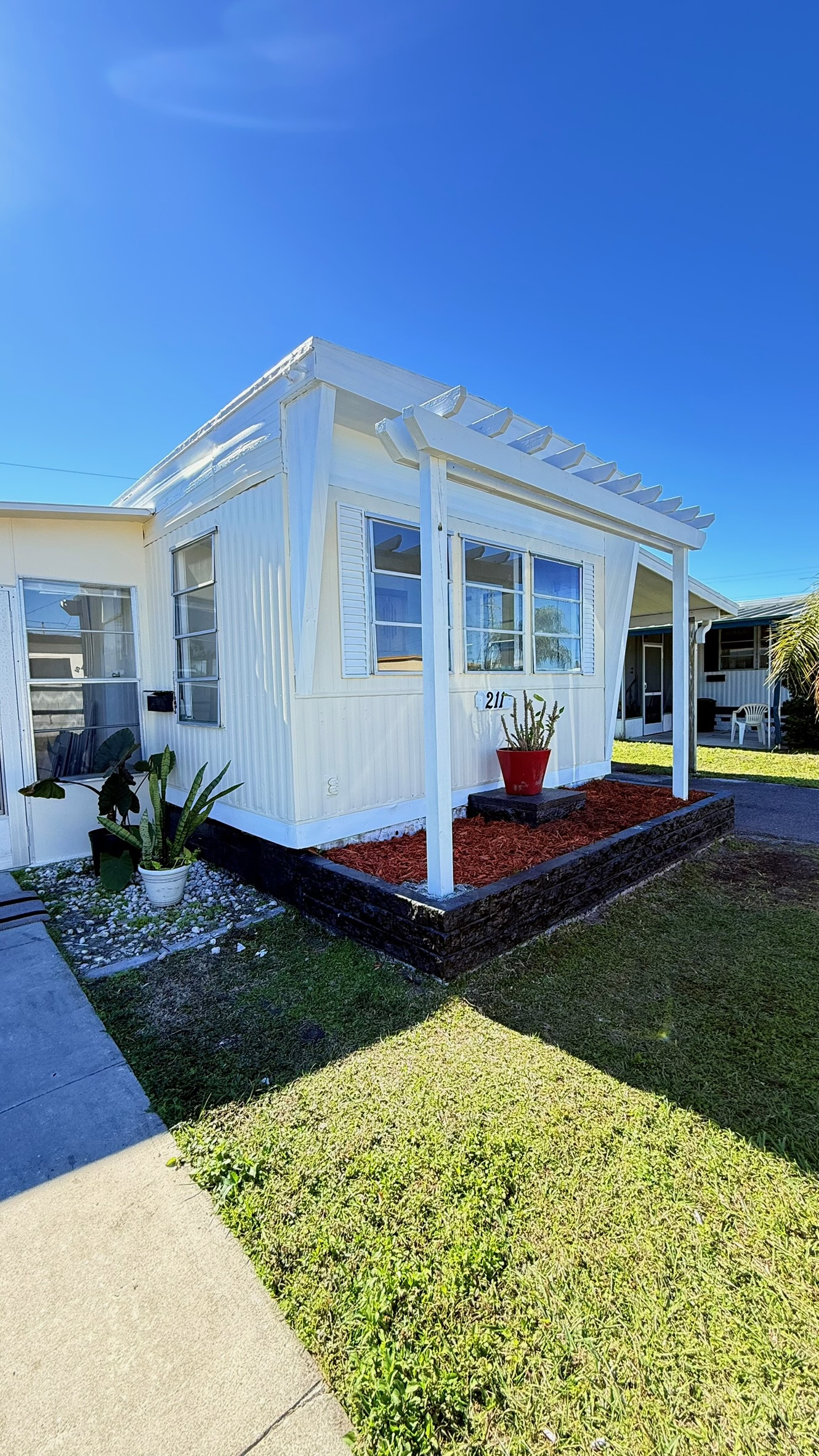 2580 Nursery Rd, Lot 211, Clearwater, Florida 33764, 2 Bedrooms Bedrooms, ,2 BathroomsBathrooms,55-Plus Mobile Home,For Sale,Nursery Rd, Lot 211,4536