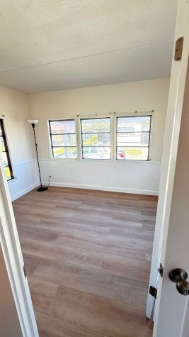 2580 Nursery Rd, Lot 211, Clearwater, Florida 33764, 2 Bedrooms Bedrooms, ,2 BathroomsBathrooms,55-Plus Mobile Home,For Sale,Nursery Rd, Lot 211,4536