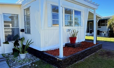 2580 Nursery Rd, Lot 211, Clearwater, Florida 33764, 2 Bedrooms Bedrooms, ,2 BathroomsBathrooms,55-Plus Mobile Home,For Sale,Nursery Rd, Lot 211,4536