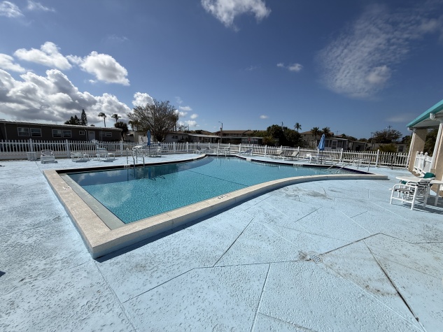 7349 Ulmerton Rd, Lot 301, Largo, Florida 33771, 2 Bedrooms Bedrooms, ,1 BathroomBathrooms,55-Plus Mobile Home,For Sale,Ulmerton Rd, Lot 301,4539