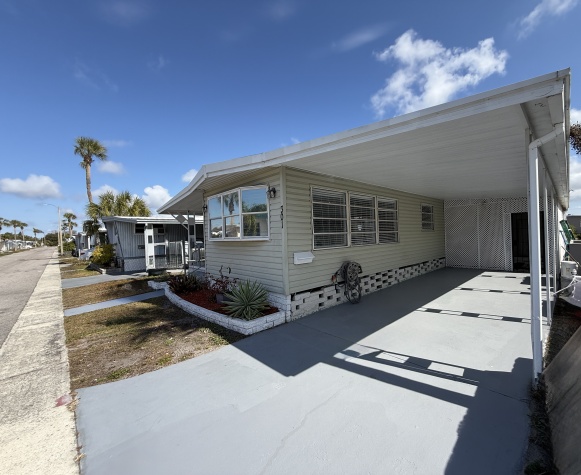 7349 Ulmerton Rd, Lot 301, Largo, Florida 33771, 2 Bedrooms Bedrooms, ,1 BathroomBathrooms,55-Plus Mobile Home,For Sale,Ulmerton Rd, Lot 301,4539