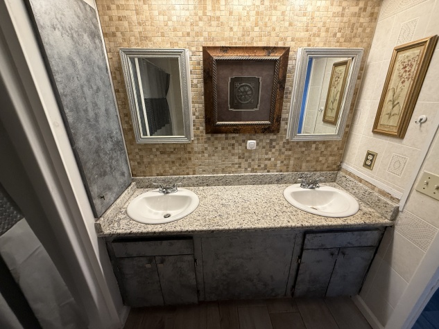 7349 Ulmerton Rd, Lot 301, Largo, Florida 33771, 2 Bedrooms Bedrooms, ,1 BathroomBathrooms,55-Plus Mobile Home,For Sale,Ulmerton Rd, Lot 301,4539