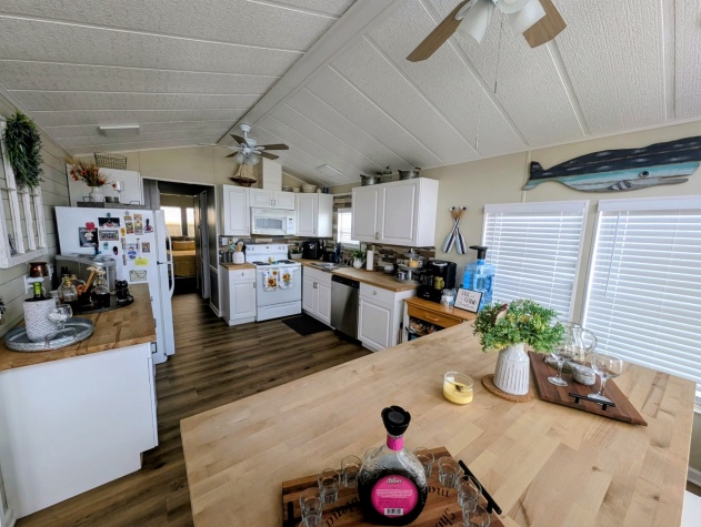 2206 Chaney Dr, Lot 541, Ruskin, Florida 33570, 1 Bedroom Bedrooms, ,1 BathroomBathrooms,55-Plus Mobile Home,For Sale,Chaney Dr, Lot 541,4540