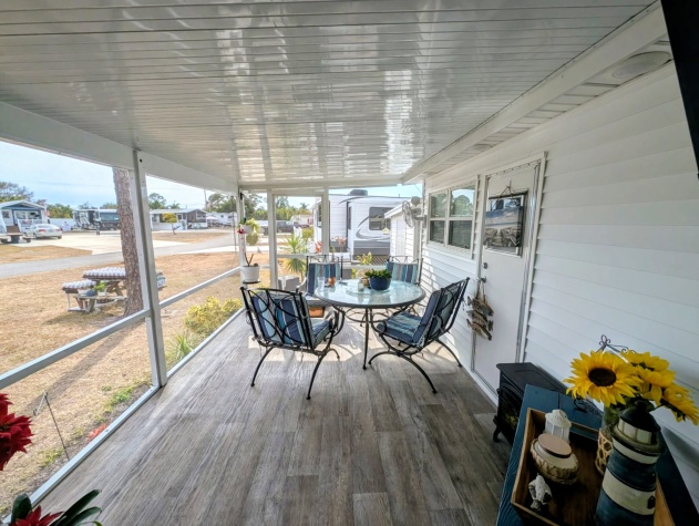 2206 Chaney Dr, Lot 541, Ruskin, Florida 33570, 1 Bedroom Bedrooms, ,1 BathroomBathrooms,55-Plus Mobile Home,For Sale,Chaney Dr, Lot 541,4540