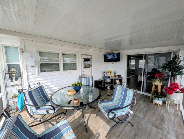 2206 Chaney Dr, Lot 541, Ruskin, Florida 33570, 1 Bedroom Bedrooms, ,1 BathroomBathrooms,55-Plus Mobile Home,For Sale,Chaney Dr, Lot 541,4540