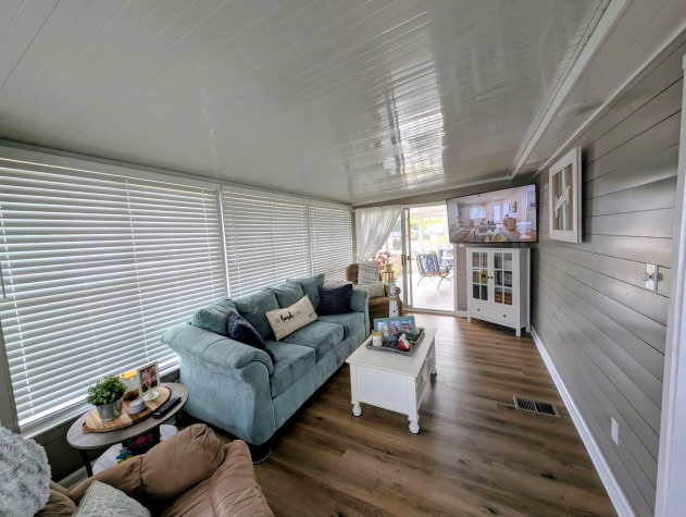 2206 Chaney Dr, Lot 541, Ruskin, Florida 33570, 1 Bedroom Bedrooms, ,1 BathroomBathrooms,55-Plus Mobile Home,For Sale,Chaney Dr, Lot 541,4540