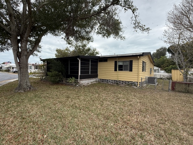 12100 Seminole Blvd, Lot 261, Largo, Florida 33778, 2 Bedrooms Bedrooms, ,2 BathroomsBathrooms,55-Plus Mobile Home,For Sale,Seminole Blvd, Lot 261,4544