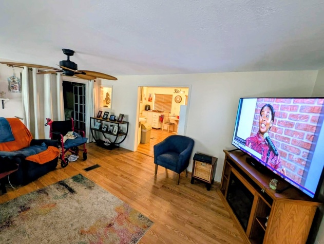 2206 Chaney Dr, Lot 347, Ruskin, Florida 33570, 3 Bedrooms Bedrooms, ,1.5 BathroomsBathrooms,55-Plus Mobile Home,For Sale,Chaney Dr, Lot 347,4545