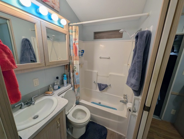 2206 Chaney Dr, Lot 347, Ruskin, Florida 33570, 3 Bedrooms Bedrooms, ,1.5 BathroomsBathrooms,55-Plus Mobile Home,For Sale,Chaney Dr, Lot 347,4545