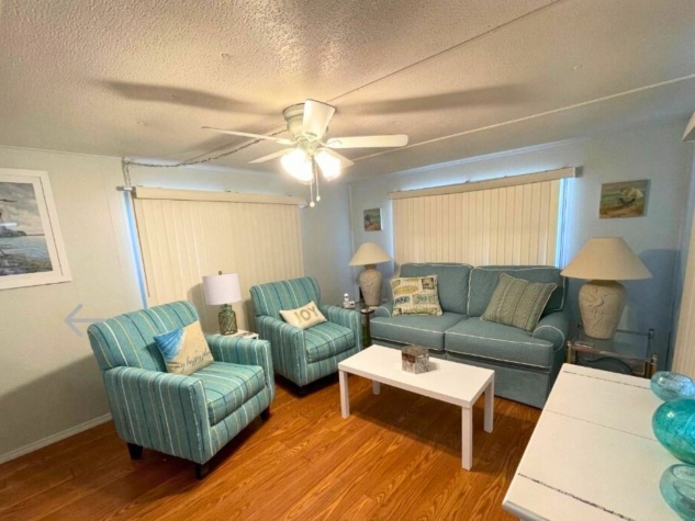 508 44th Ave E, Lot F32, Bradenton, Florida 34203, 2 Bedrooms Bedrooms, ,1 BathroomBathrooms,55-Plus Mobile Home,For Sale,44th Ave E, Lot F32,4550