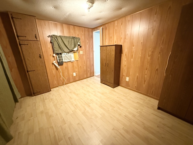 106 Diogenes St, Dunedin, Florida 34098, 2 Bedrooms Bedrooms, ,1 BathroomBathrooms,55-Plus Mobile Home,For Sale,Diogenes St,4551