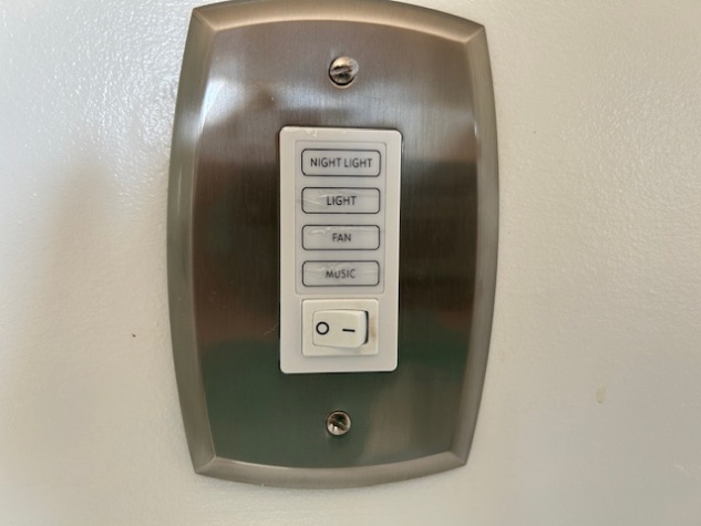 3643 Renee Ct, Ellenton, Florida 34222, 2 Bedrooms Bedrooms, ,1 BathroomBathrooms,55-Plus Mobile Home,For Sale,Renee Ct,4552