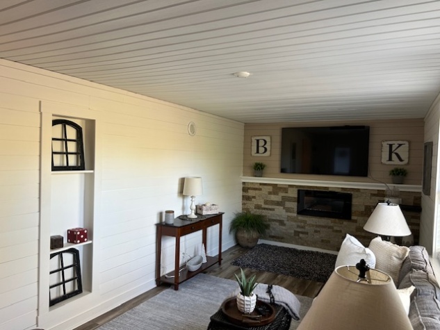 3643 Renee Ct, Ellenton, Florida 34222, 2 Bedrooms Bedrooms, ,1 BathroomBathrooms,55-Plus Mobile Home,For Sale,Renee Ct,4552