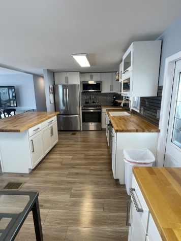 29081 US Hwy 19 N, Lot 212, Clearwater, Florida 33761, 2 Bedrooms Bedrooms, ,2 BathroomsBathrooms,55-Plus Mobile Home,For Sale,US Hwy 19 N, Lot 212,4554