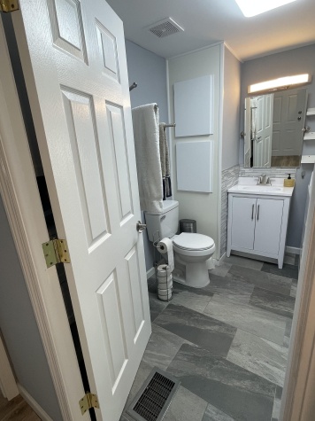 29081 US Hwy 19 N, Lot 212, Clearwater, Florida 33761, 2 Bedrooms Bedrooms, ,2 BathroomsBathrooms,55-Plus Mobile Home,For Sale,US Hwy 19 N, Lot 212,4554