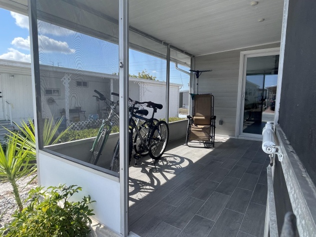 29081 US Hwy 19 N, Lot 212, Clearwater, Florida 33761, 2 Bedrooms Bedrooms, ,2 BathroomsBathrooms,55-Plus Mobile Home,For Sale,US Hwy 19 N, Lot 212,4554