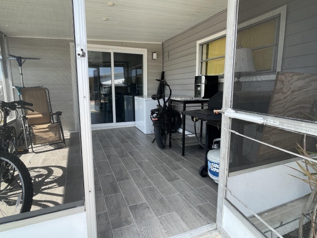 29081 US Hwy 19 N, Lot 212, Clearwater, Florida 33761, 2 Bedrooms Bedrooms, ,2 BathroomsBathrooms,55-Plus Mobile Home,For Sale,US Hwy 19 N, Lot 212,4554