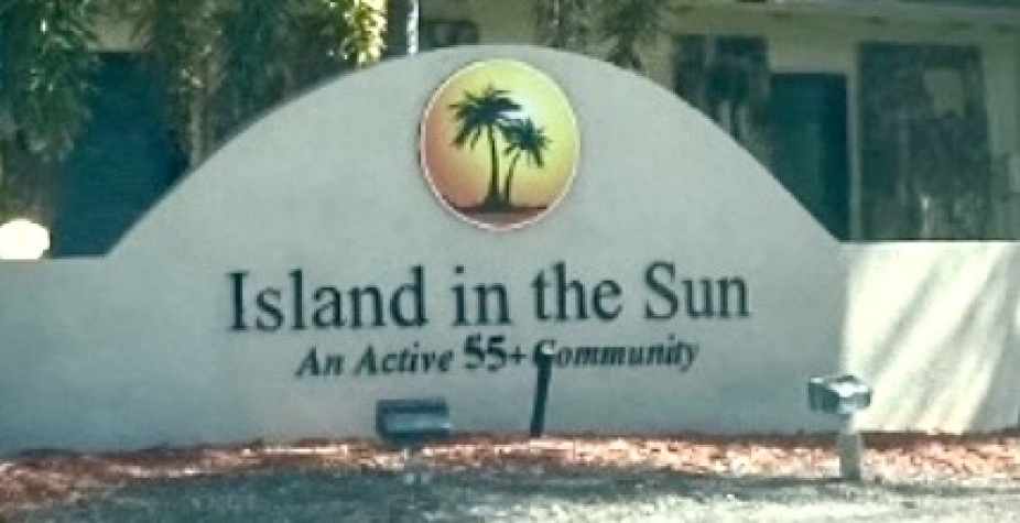 100 Hampton Rd, Lot 270, Clearwater, Florida 33759, 2 Bedrooms Bedrooms, ,2 BathroomsBathrooms,55-Plus Mobile Home,For Sale,Hampton Rd, Lot 270,4558