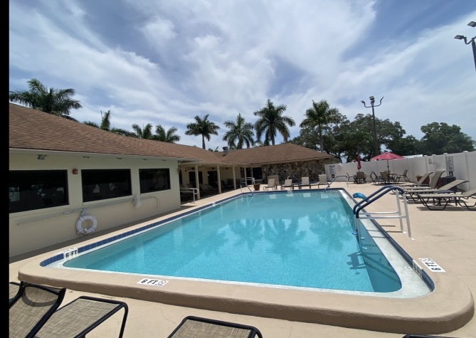 100 Hampton Rd, Lot 270, Clearwater, Florida 33759, 2 Bedrooms Bedrooms, ,2 BathroomsBathrooms,55-Plus Mobile Home,For Sale,Hampton Rd, Lot 270,4558