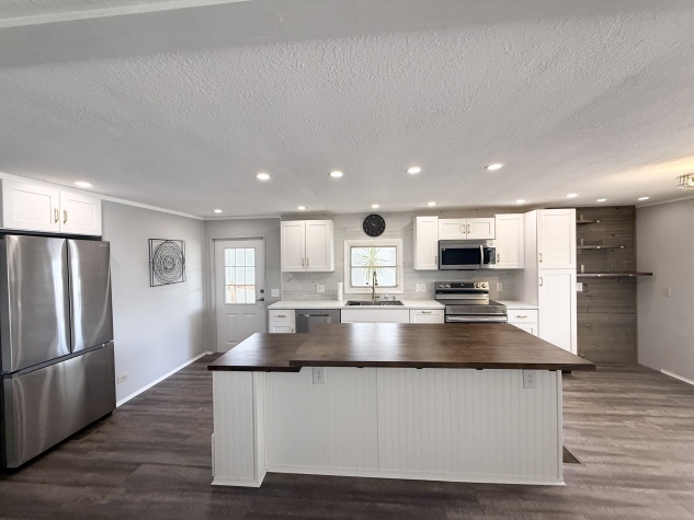 3113 State Road 580, Lot 185, Safety Harbor, Florida 34695, 2 Bedrooms Bedrooms, ,2 BathroomsBathrooms,55-Plus Mobile Home,For Sale,State Road 580, Lot 185,4560