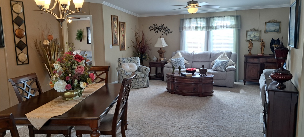 66257 Oxford Rd, Pinellas Park, Florida 33782, 2 Bedrooms Bedrooms, ,2 BathroomsBathrooms,55-Plus Mobile Home,For Sale,Oxford Rd,4565