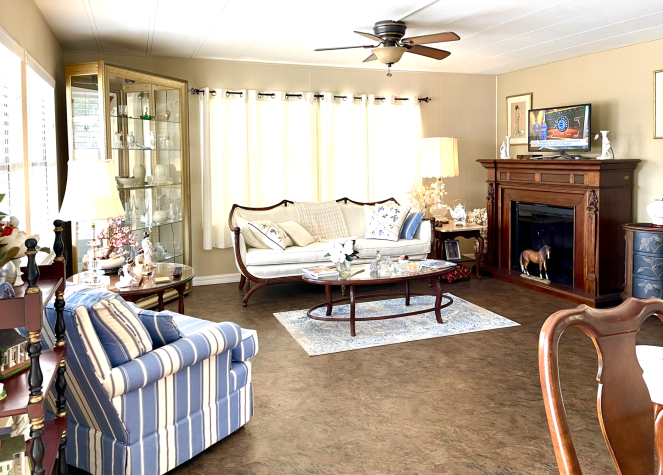 392 Sandpiper Cove, Ellenton, Florida 34222, 2 Bedrooms Bedrooms, ,2 BathroomsBathrooms,55-Plus Mobile Home,For Sale,Sandpiper Cove,4569