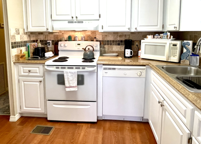 392 Sandpiper Cove, Ellenton, Florida 34222, 2 Bedrooms Bedrooms, ,2 BathroomsBathrooms,55-Plus Mobile Home,For Sale,Sandpiper Cove,4569