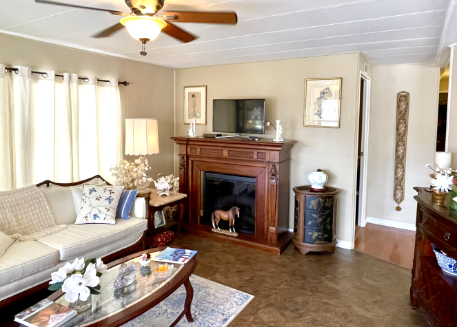 392 Sandpiper Cove, Ellenton, Florida 34222, 2 Bedrooms Bedrooms, ,2 BathroomsBathrooms,55-Plus Mobile Home,For Sale,Sandpiper Cove,4569