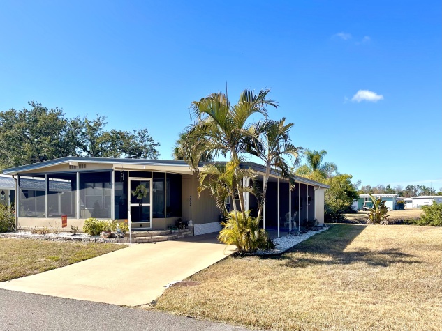 392 Sandpiper Cove, Ellenton, Florida 34222, 2 Bedrooms Bedrooms, ,2 BathroomsBathrooms,55-Plus Mobile Home,For Sale,Sandpiper Cove,4569