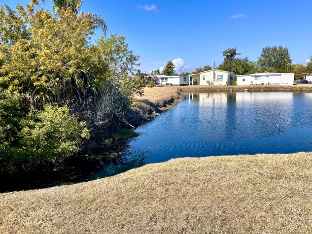 392 Sandpiper Cove, Ellenton, Florida 34222, 2 Bedrooms Bedrooms, ,2 BathroomsBathrooms,55-Plus Mobile Home,For Sale,Sandpiper Cove,4569