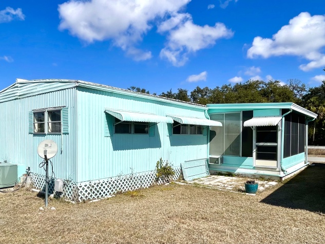 1030 Royal Palm Way, Ellenton, Florida 34222, 2 Bedrooms Bedrooms, ,2 BathroomsBathrooms,55-Plus Mobile Home,For Sale,Royal Palm Way,4570