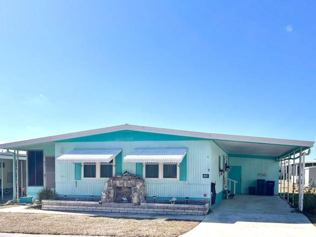 1030 Royal Palm Way, Ellenton, Florida 34222, 2 Bedrooms Bedrooms, ,2 BathroomsBathrooms,55-Plus Mobile Home,For Sale,Royal Palm Way,4570