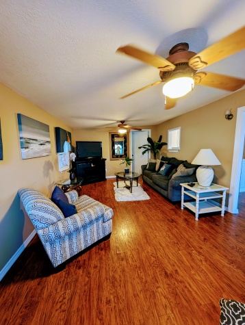 2206 Chaney Dr, Lot 107, Ruskin, Florida 33570, 2 Bedrooms Bedrooms, ,1 BathroomBathrooms,55-Plus Mobile Home,For Sale,Chaney Dr, Lot 107,4573