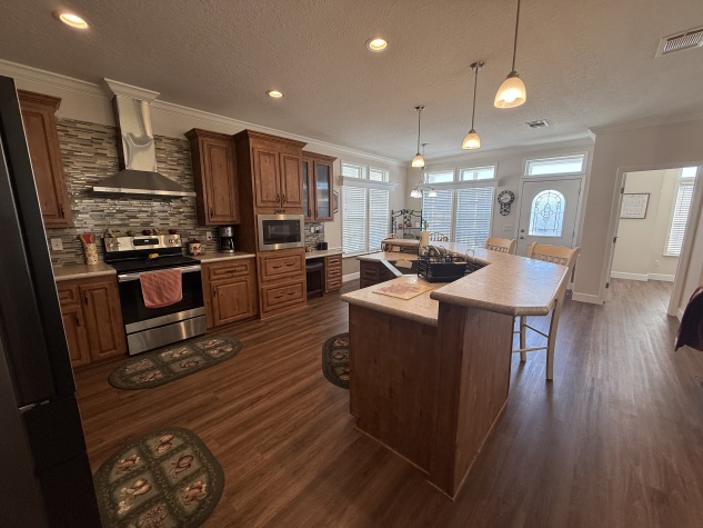 12651 Seminole Blvd, Lot 5J, Largo, Florida 33778, 3 Bedrooms Bedrooms, ,2 BathroomsBathrooms,55-Plus Mobile Home,For Sale,Seminole Blvd, Lot 5J,4574