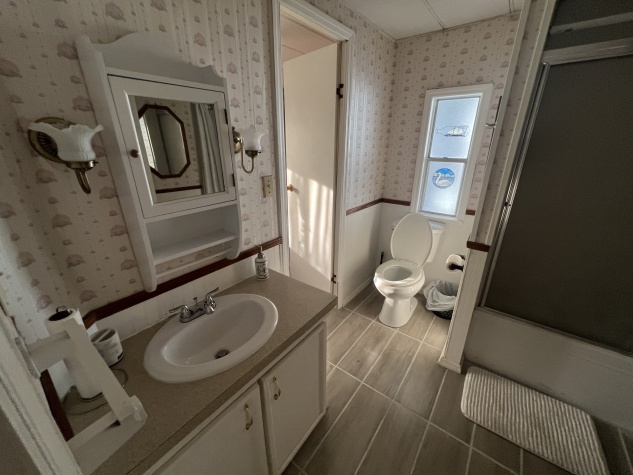 69 Colony Drive N, Ellenton, Florida 34222, 2 Bedrooms Bedrooms, ,1 BathroomBathrooms,55-Plus Mobile Home,For Sale,Colony Drive N,4576