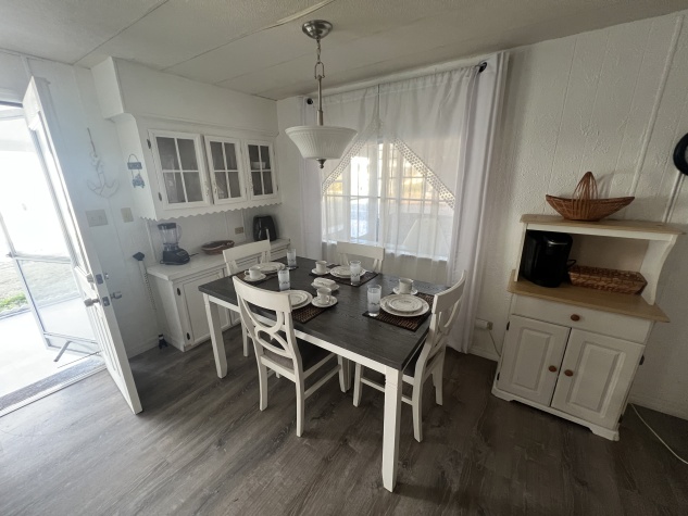 69 Colony Drive N, Ellenton, Florida 34222, 2 Bedrooms Bedrooms, ,1 BathroomBathrooms,55-Plus Mobile Home,For Sale,Colony Drive N,4576