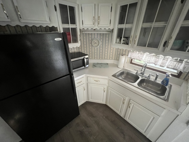 69 Colony Drive N, Ellenton, Florida 34222, 2 Bedrooms Bedrooms, ,1 BathroomBathrooms,55-Plus Mobile Home,For Sale,Colony Drive N,4576