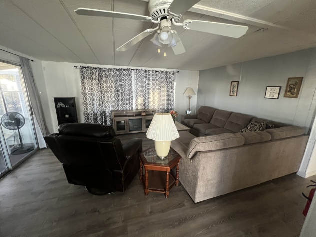 69 Colony Drive N, Ellenton, Florida 34222, 2 Bedrooms Bedrooms, ,1 BathroomBathrooms,55-Plus Mobile Home,For Sale,Colony Drive N,4576