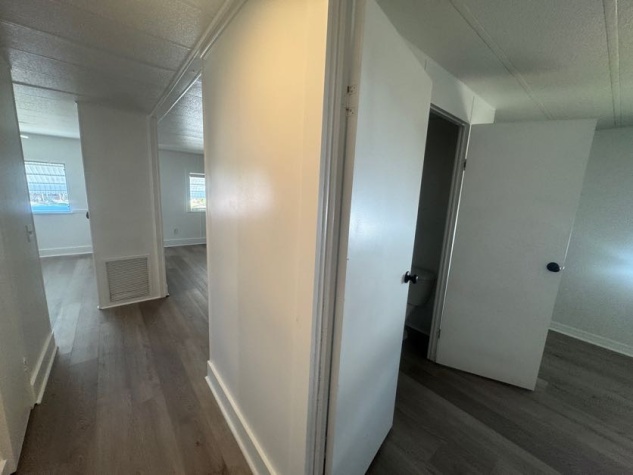 422 Sunset Circle N, Ellenton, Florida 34222, 2 Bedrooms Bedrooms, ,2 BathroomsBathrooms,55-Plus Mobile Home,For Sale,Sunset Circle N,4579