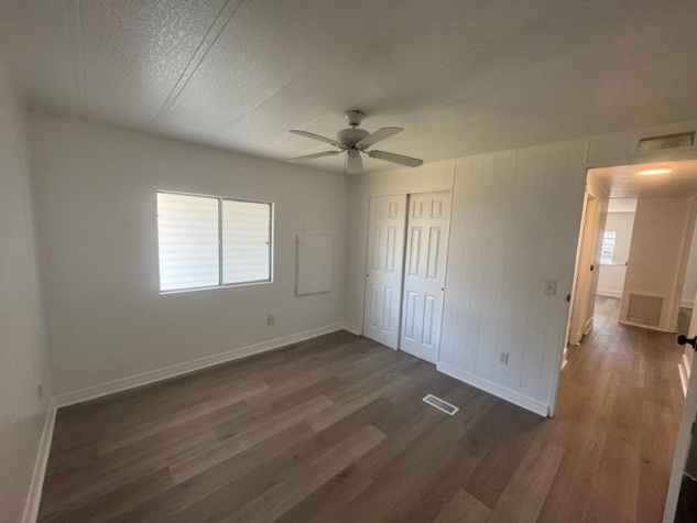 422 Sunset Circle N, Ellenton, Florida 34222, 2 Bedrooms Bedrooms, ,2 BathroomsBathrooms,55-Plus Mobile Home,For Sale,Sunset Circle N,4579