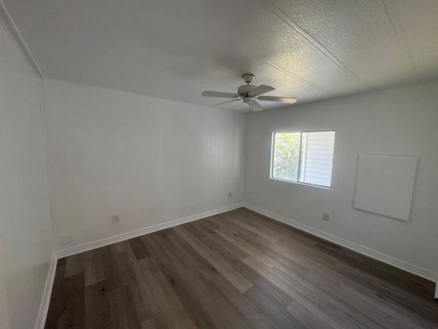 422 Sunset Circle N, Ellenton, Florida 34222, 2 Bedrooms Bedrooms, ,2 BathroomsBathrooms,55-Plus Mobile Home,For Sale,Sunset Circle N,4579