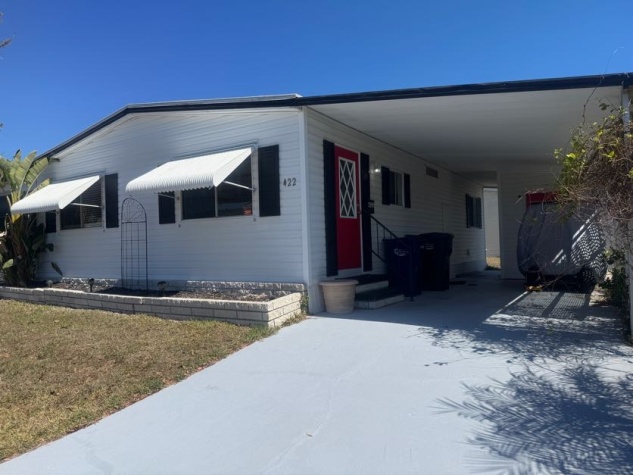 422 Sunset Circle N, Ellenton, Florida 34222, 2 Bedrooms Bedrooms, ,2 BathroomsBathrooms,55-Plus Mobile Home,For Sale,Sunset Circle N,4579
