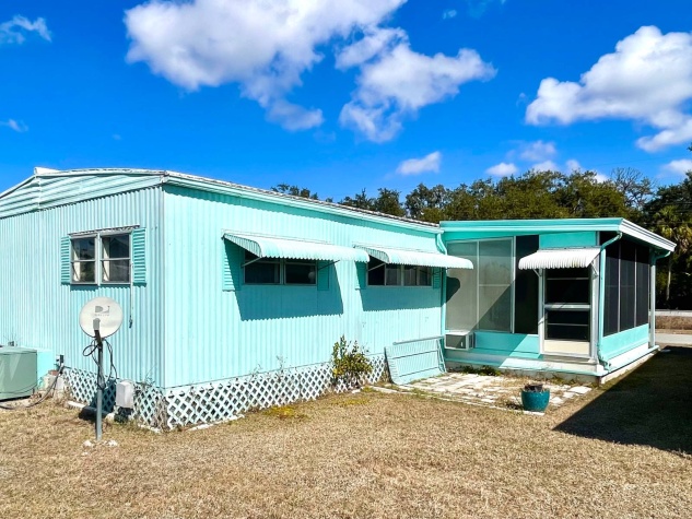 1030 Royal Palm Way, Ellenton, Florida 34222, 2 Bedrooms Bedrooms, ,2 BathroomsBathrooms,55-Plus Mobile Home,For Sale,Royal Palm Way,4582